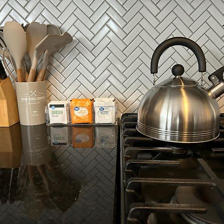 Spacious Bungalow With 6 Beds, Games, And Fire Pit - Close To Beale Street, Bbq, Graceland, & Liberty Bowl Мемфис Екстериор снимка
