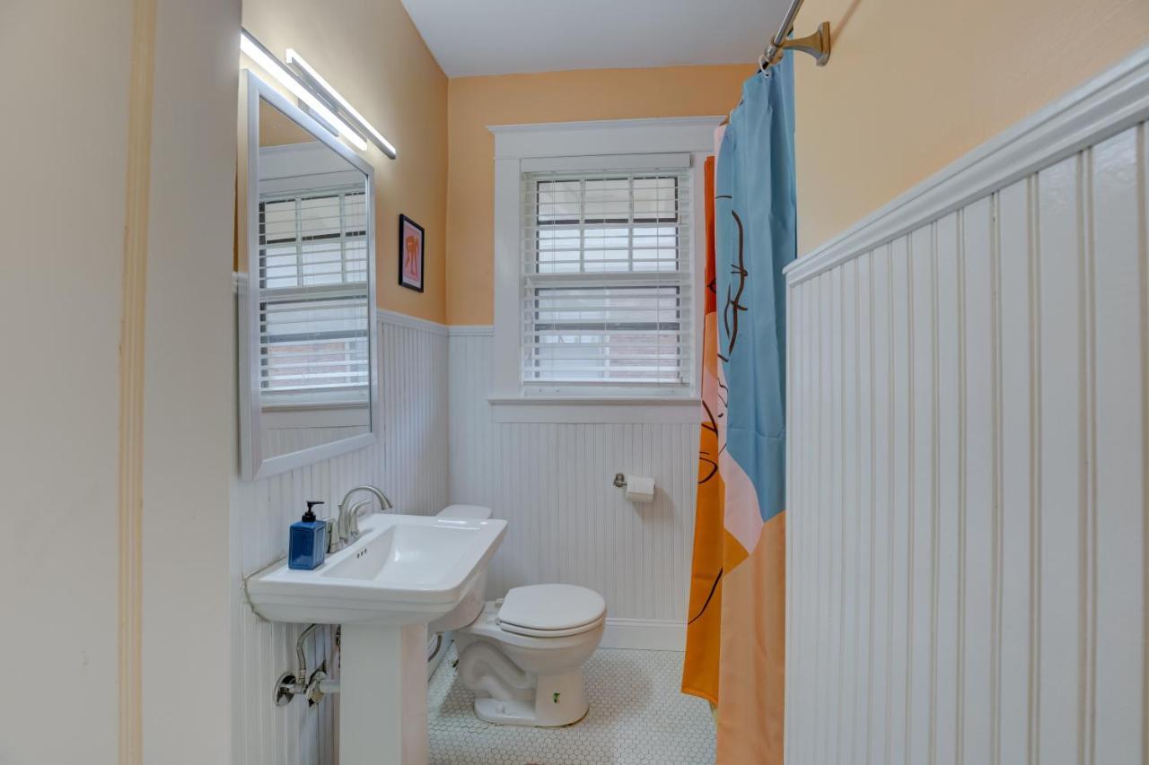 Spacious Bungalow With 6 Beds, Games, And Fire Pit - Close To Beale Street, Bbq, Graceland, & Liberty Bowl Мемфис Екстериор снимка